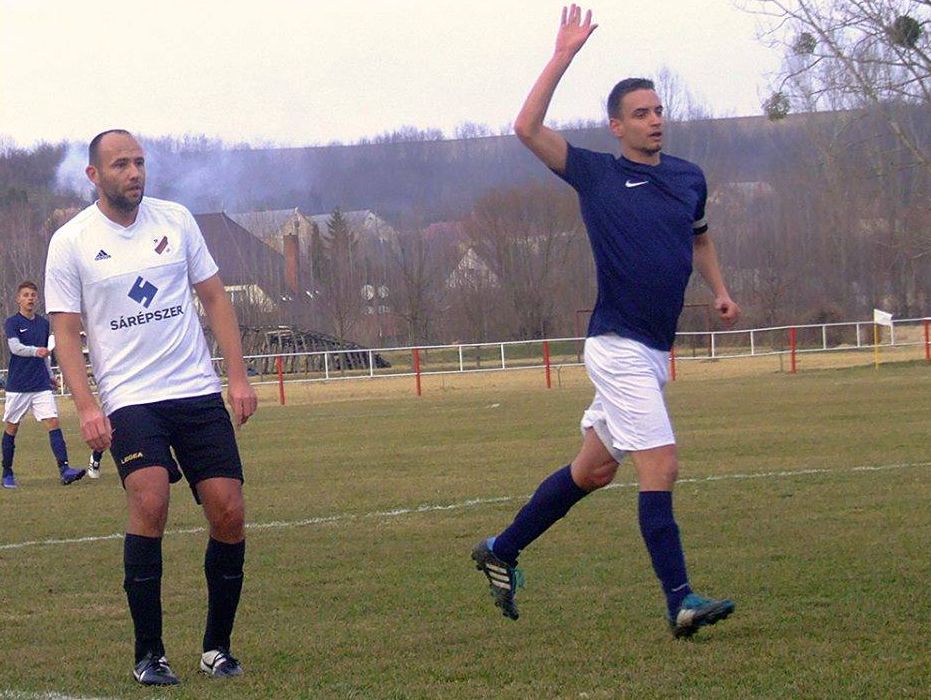 Varga Aurél (balra fehérben) ezúttal is fontos gólt szerzett
